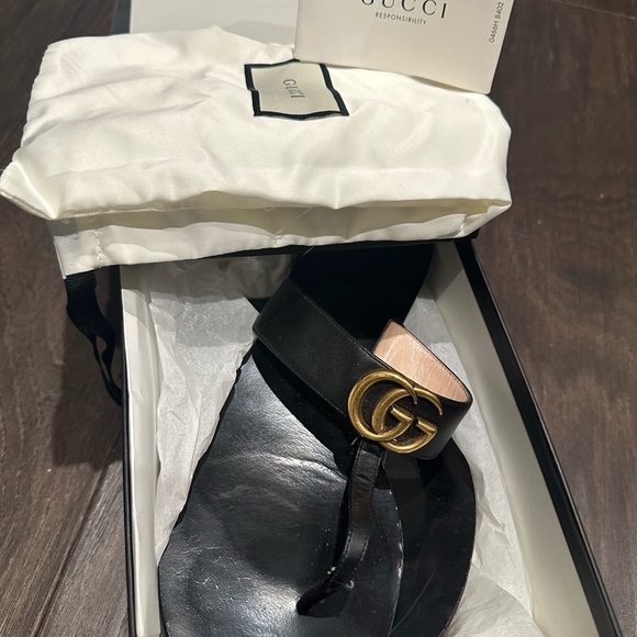 Gucci Leather thong sandal with Double G in size 41 - Picture 12 of 13